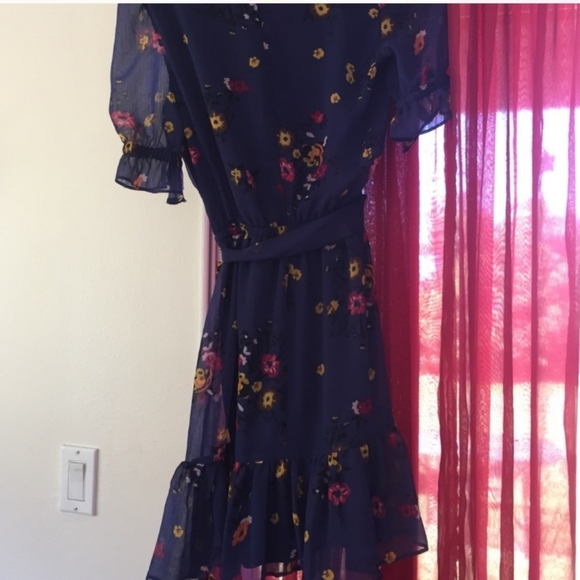 NWOT NAVY Express floral mini dress XS - Picture 4 of 5